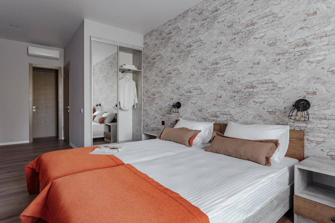 Hotel Fishel à Odessa Extérieur photo