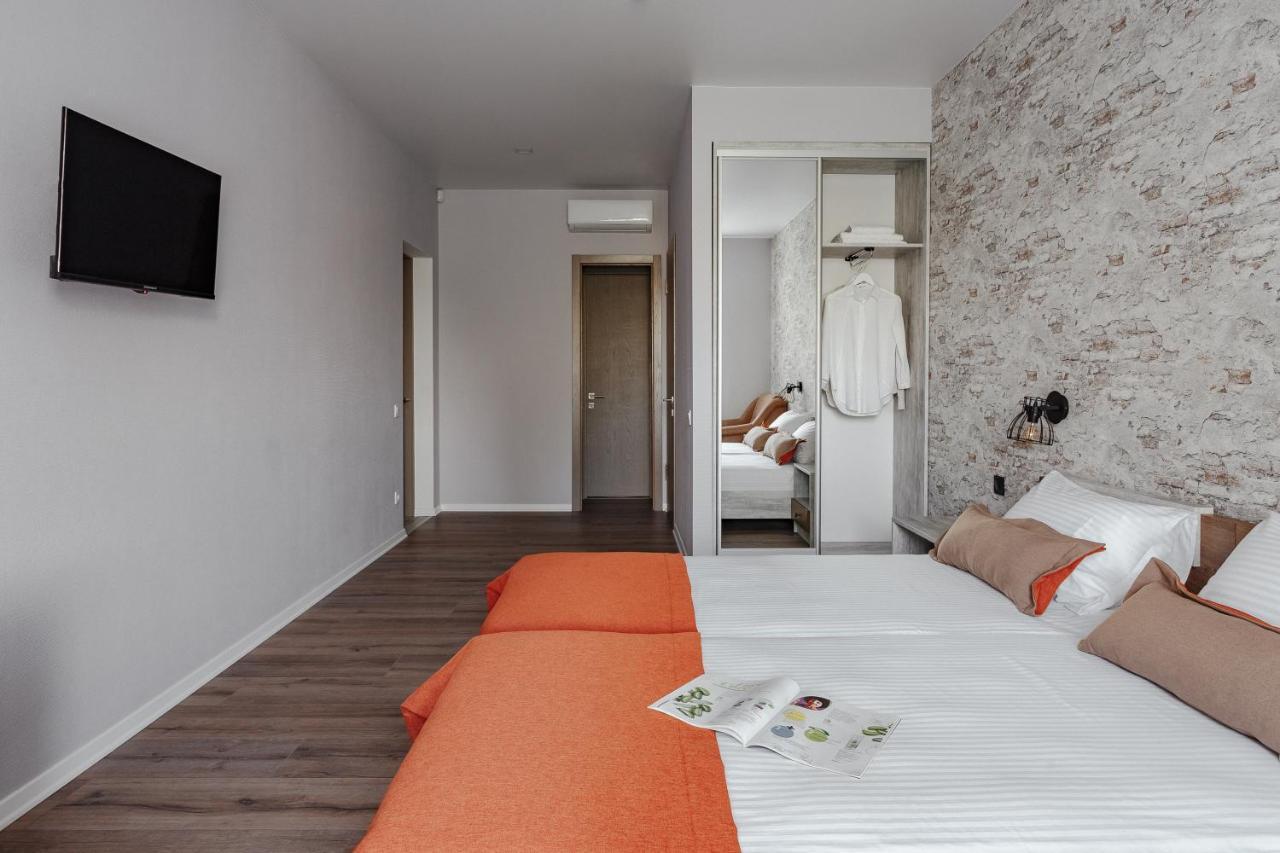 Hotel Fishel à Odessa Extérieur photo