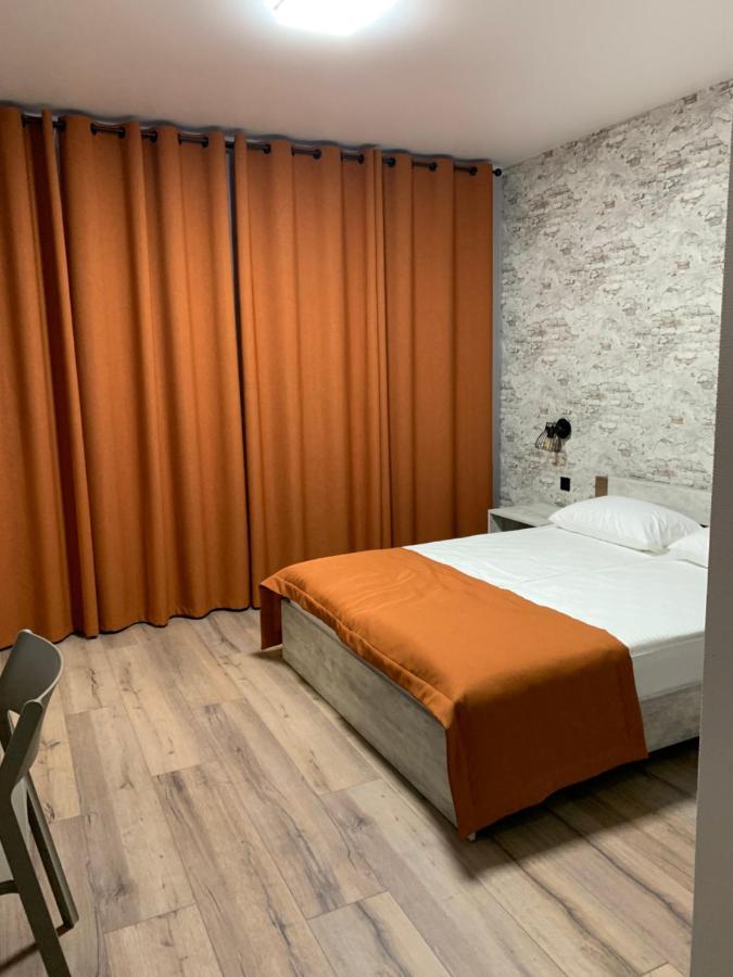 Hotel Fishel à Odessa Extérieur photo